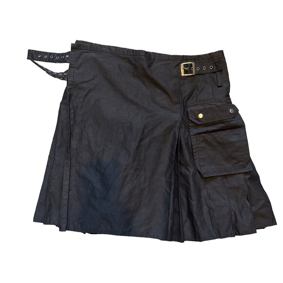 Black Utility Kilt Size 38 Men's EUC Utilikilt RenFaire Cosplay - Picture 1 of 5